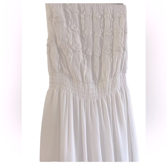 LA MADE Women’s White Strapless Maxi Dress Embroidered Rosette Size Extra SMALL - Picture 7 of 8